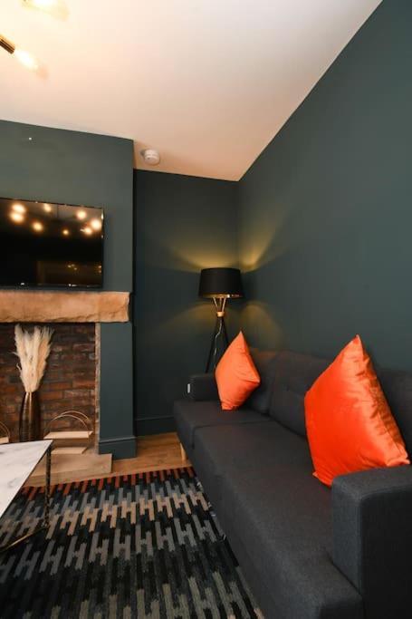 Cottage Style 3 Bedroom House - Close To City Centre & The Peaks Chesterfield Kültér fotó