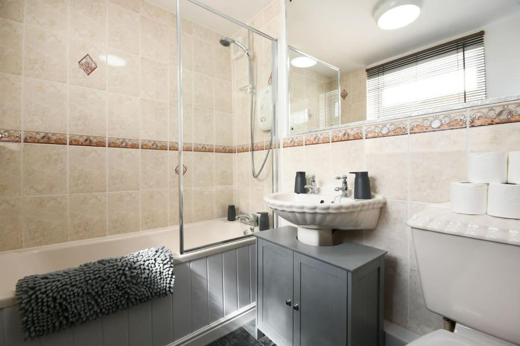 Cottage Style 3 Bedroom House - Close To City Centre & The Peaks Chesterfield Kültér fotó