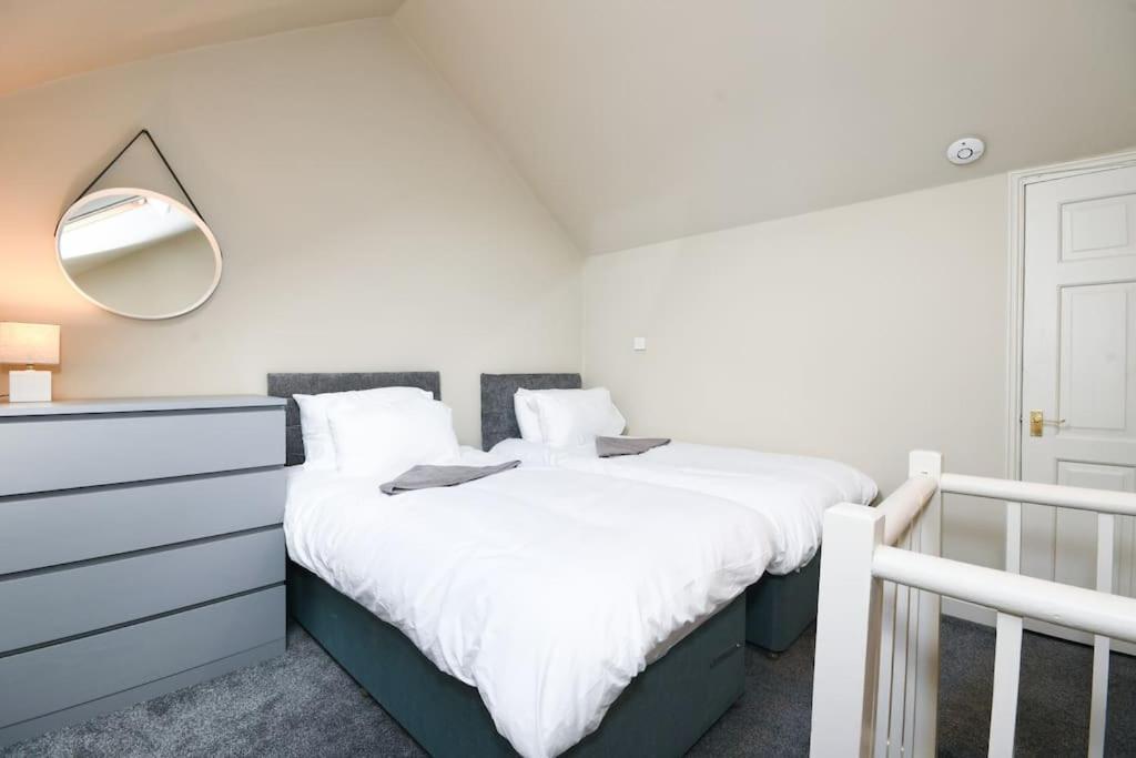 Cottage Style 3 Bedroom House - Close To City Centre & The Peaks Chesterfield Kültér fotó