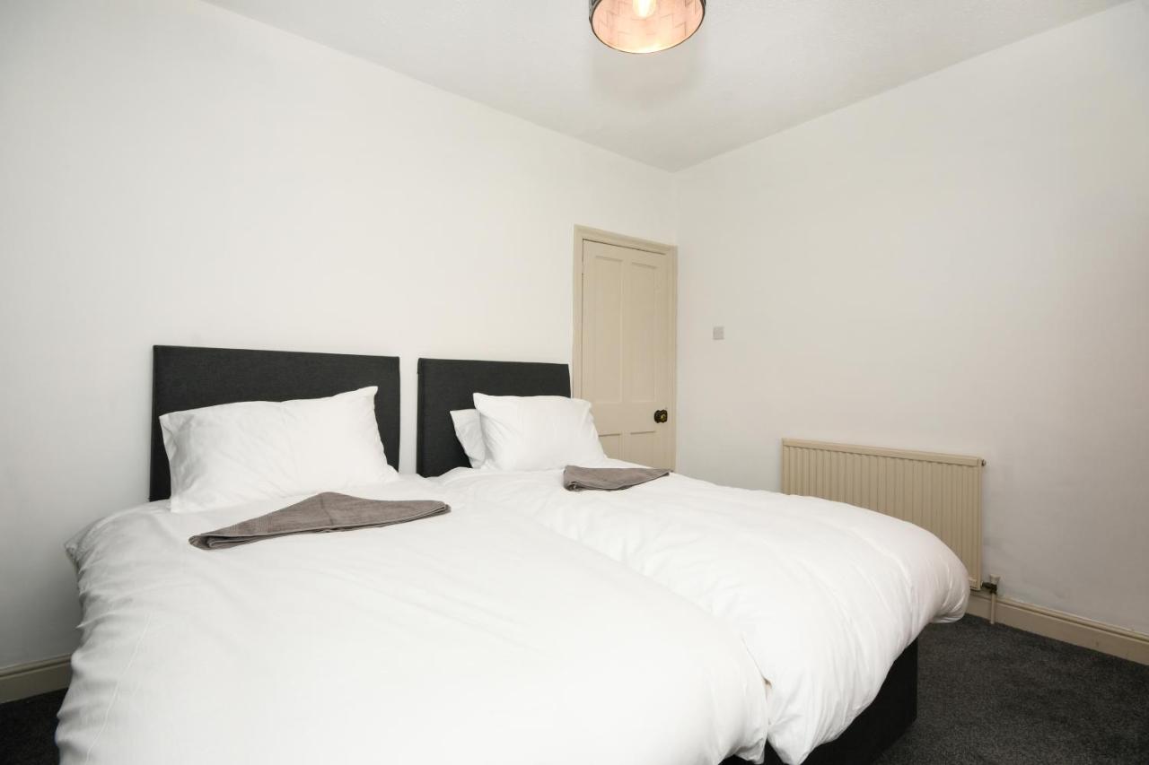 Cottage Style 3 Bedroom House - Close To City Centre & The Peaks Chesterfield Kültér fotó