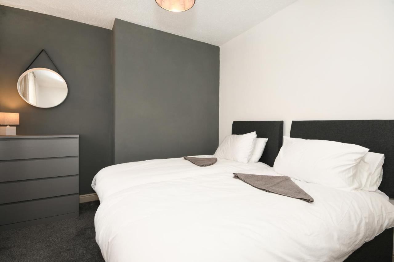 Cottage Style 3 Bedroom House - Close To City Centre & The Peaks Chesterfield Kültér fotó
